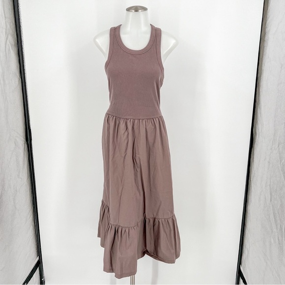 GAP Dresses & Skirts - GAP Mixed Media Midi Dress